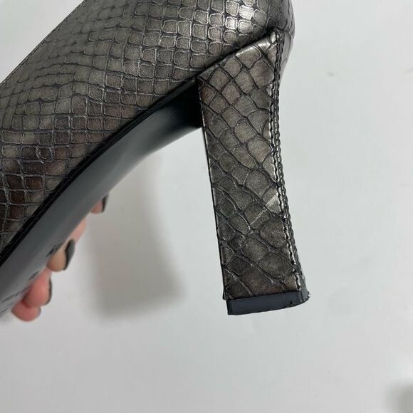 Via Spiga Womens Pump Heels Metallic Leather Croc Almond Toe Size 8M - Picture 7 of 10